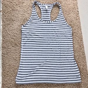 GapFit Breathe Racerback Activewear Tanktop Size Small Grey/White Stripes